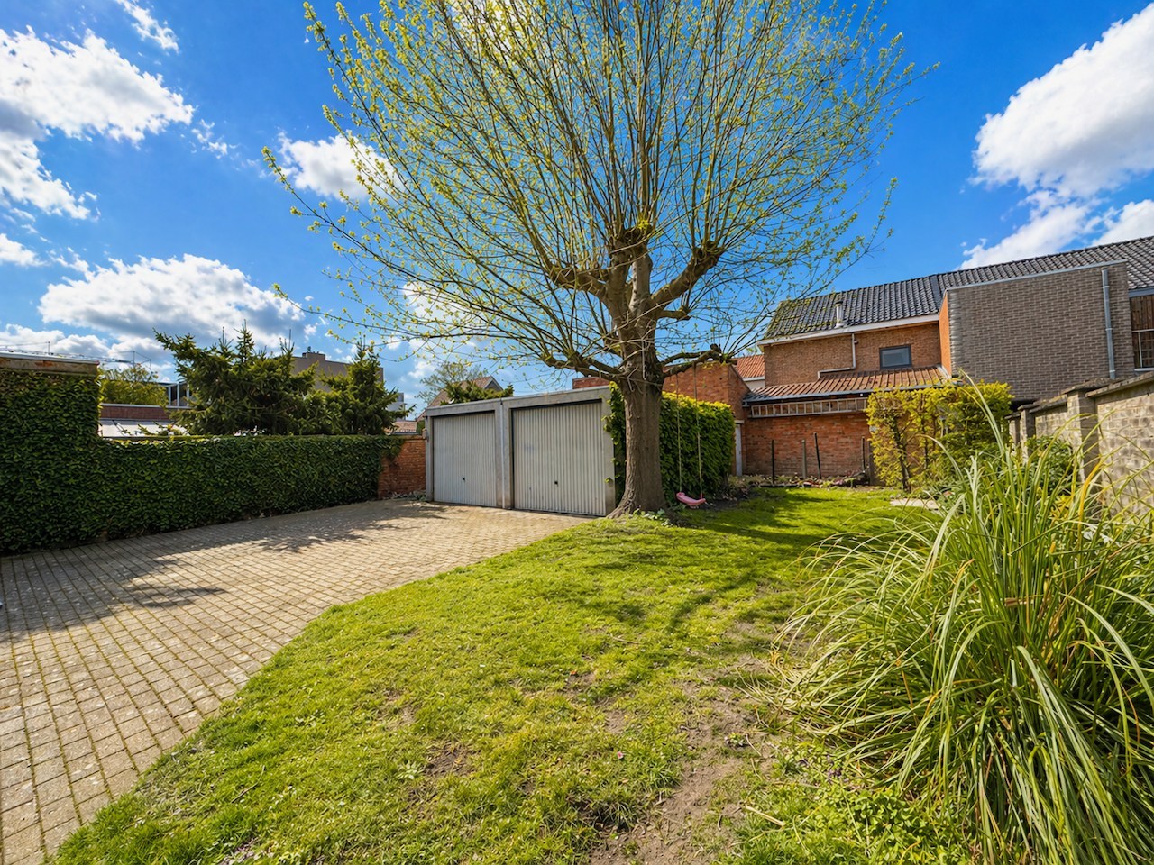 Instapklaar en verrassend ruim appartement op toplocatie in het centrum van Ertvelde! - foto 4