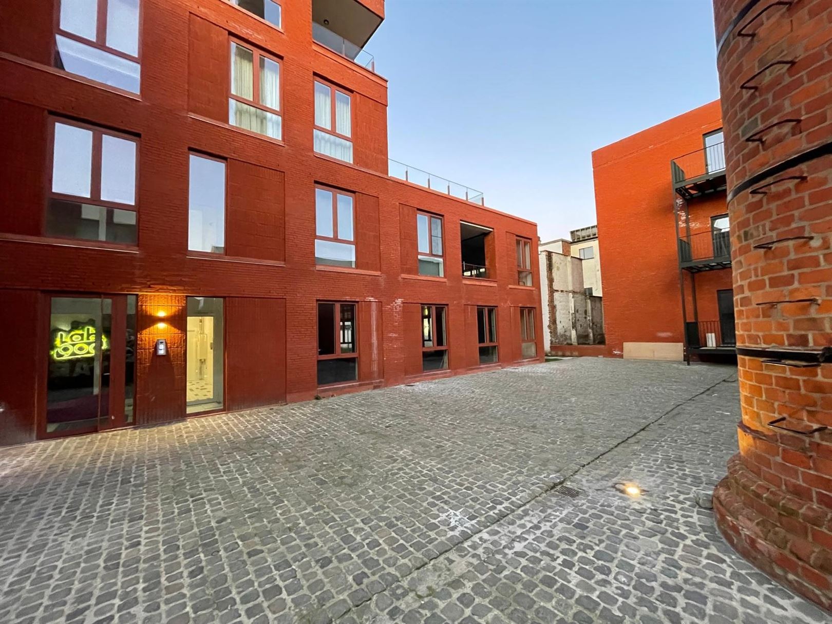 UNIEK CASCO NIEUWBOUW KANTOOR CA. 150M² IN COMPLEX CONFISERIE - foto 2