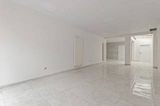 Commercial à louer à Mol