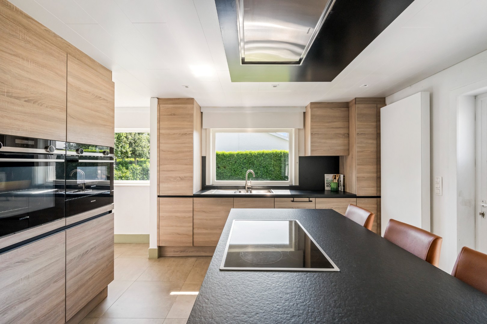Instapklare alleenstaande woning met bijgebouw en landelijk zicht in Dadizele - foto 4