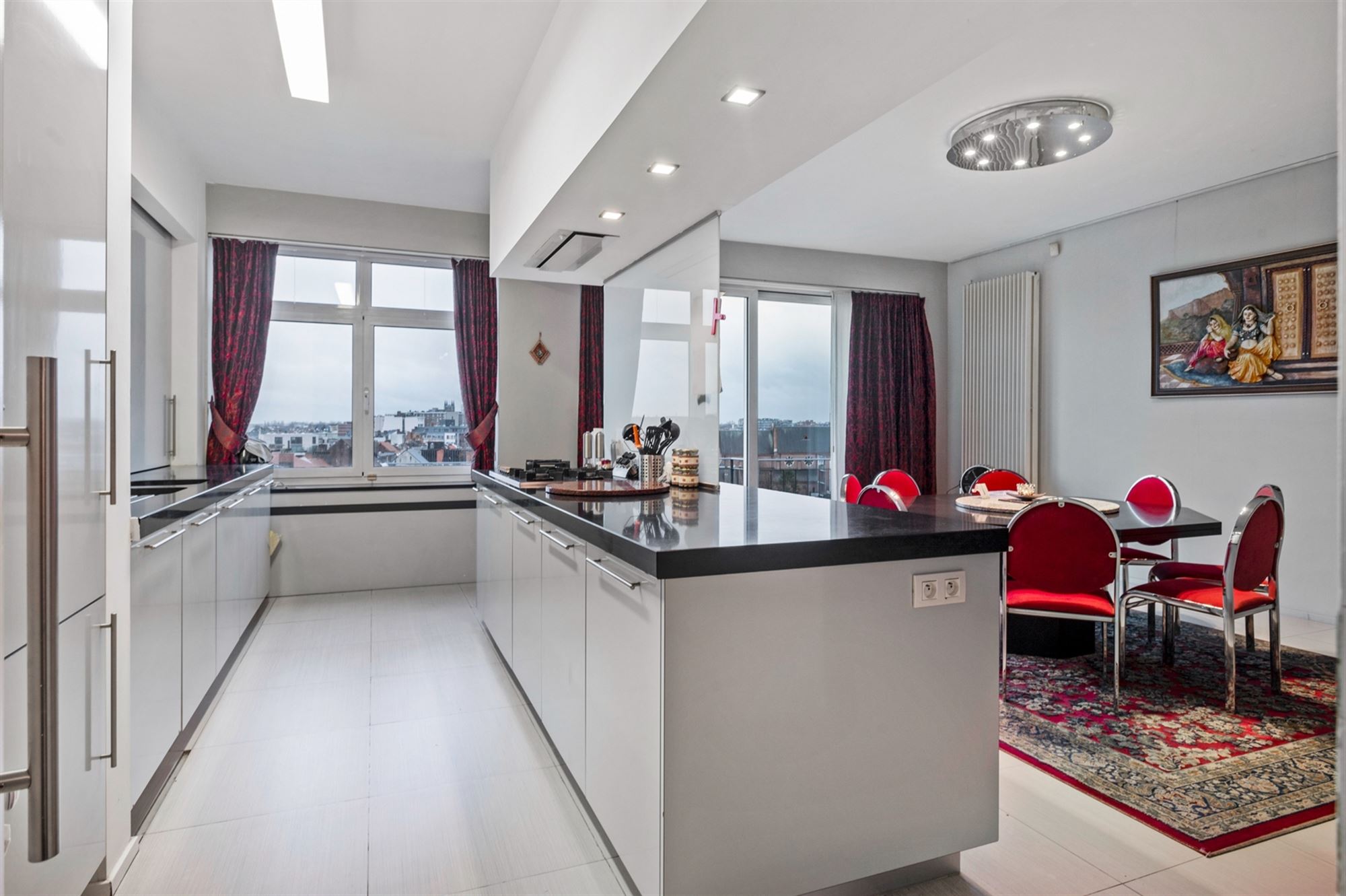Apartment for sale in Antwerp with 3 bedrooms - photo 3