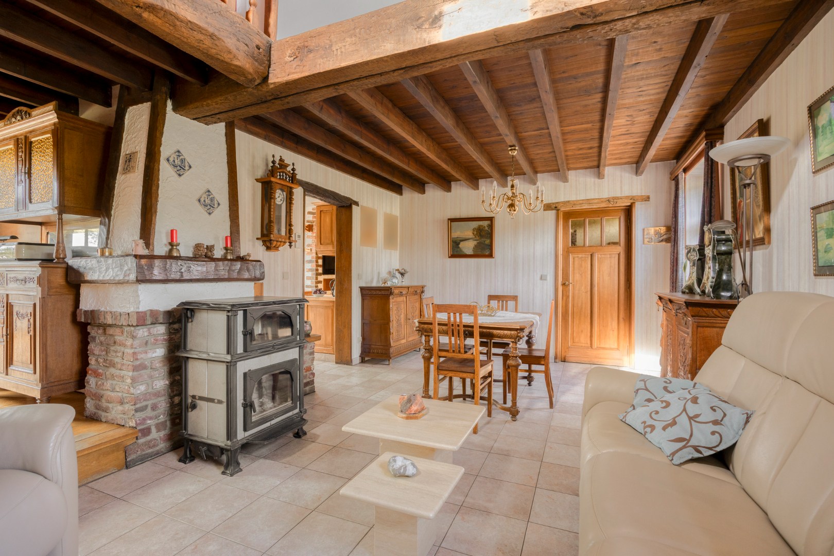 Fermette prête à emménager avec grand jardin sur un terrain de 934 m² - photo 4