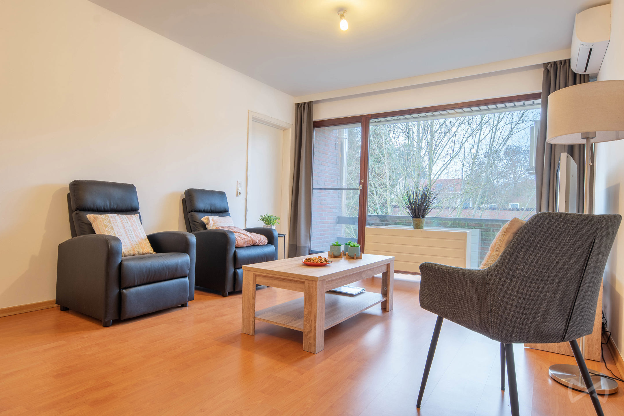 Instapklare bemeubelde serviceflat met zorg &amp; comfort - foto 4