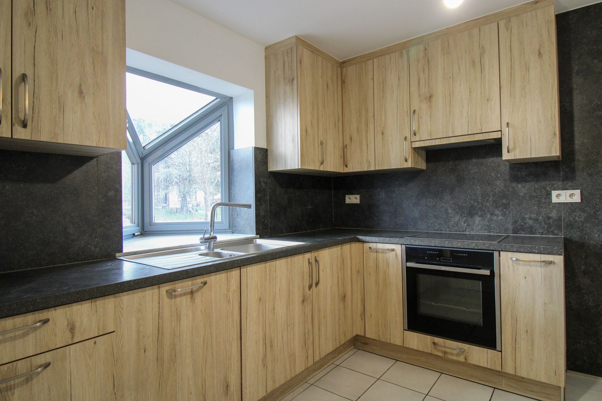 Apartment for sale in Maasmechelen with 2 bedrooms - photo 5