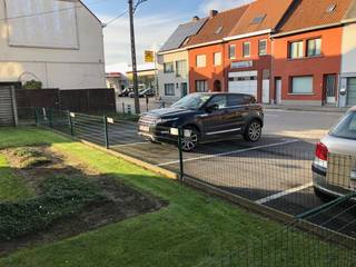 ✨ Ruim & Instapklaar Appartement met Garage EN parking op Toplocatie!Bent u op zoek naar een uitzonderlijk ruim, lichtrijk en direct bewoonbaar...