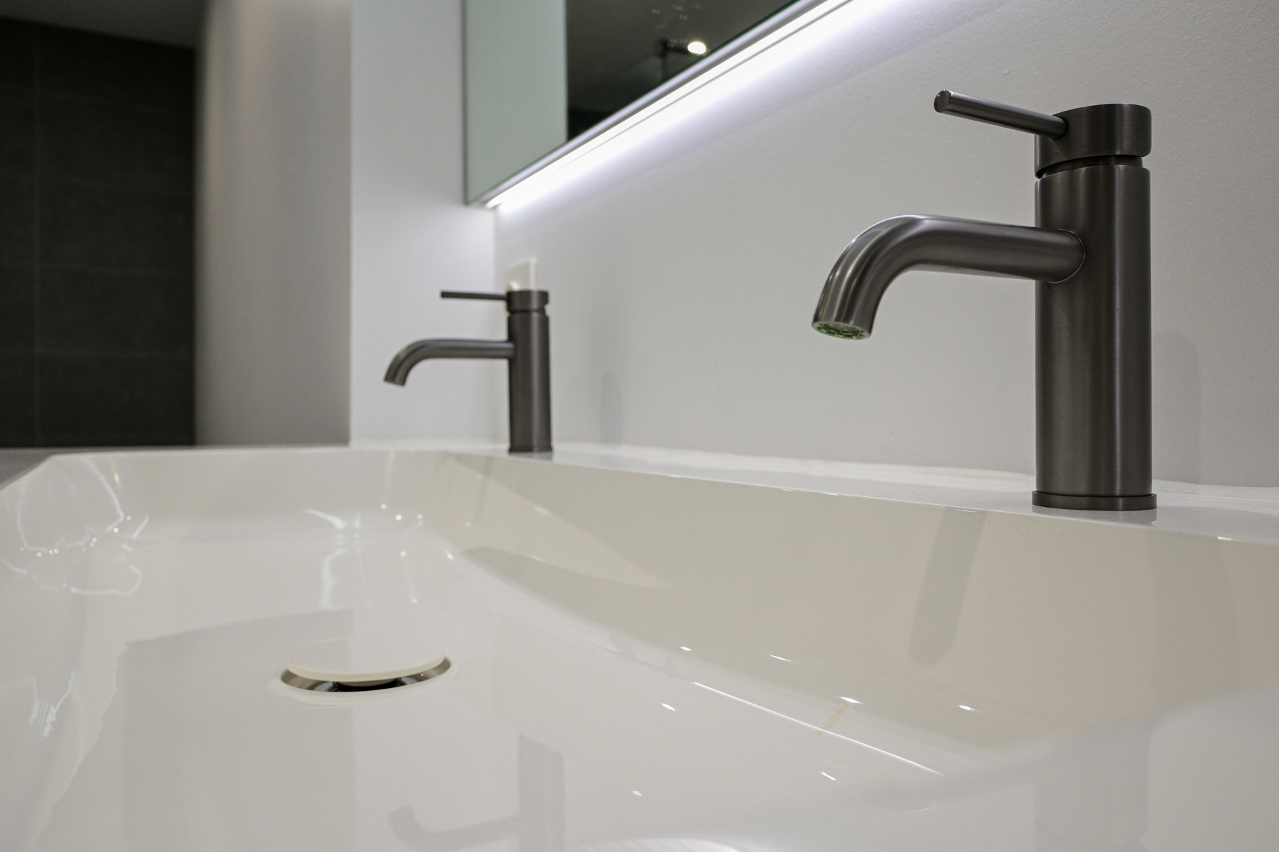 Ruime gezinswoning met twee zonneterrassen in Oostende. - foto 5