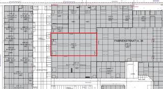 Bedrijfshal met een oppervlakte van 1192 te huur!<br /><br />De hal is gelegen op de volledig gerenoveerde Flam site, in de Fabrieksstraat te Sint-Truiden, in een afgesloten domein met voldoende parkeermogelijkheden.<br />Deze unit is toegankelijk via een grote sectionaal poort. De hal zelf heeft een vrije hoogte van ongeveer 6m20.<br /><br />De ligging biedt een vlotte verbinding met Tienen, Leuven, Tongeren, Borgloon, Luik en Hasselt.<br /><br />Interesse? Neem contact op met Aktimmo voor meer info of een bezoek ter plaatse.