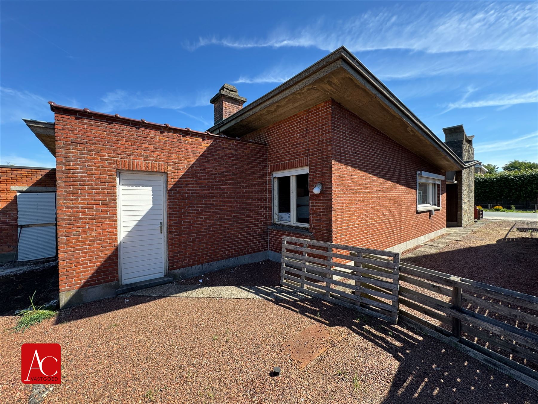 Renovatiewoning op ruim perceel - foto 3