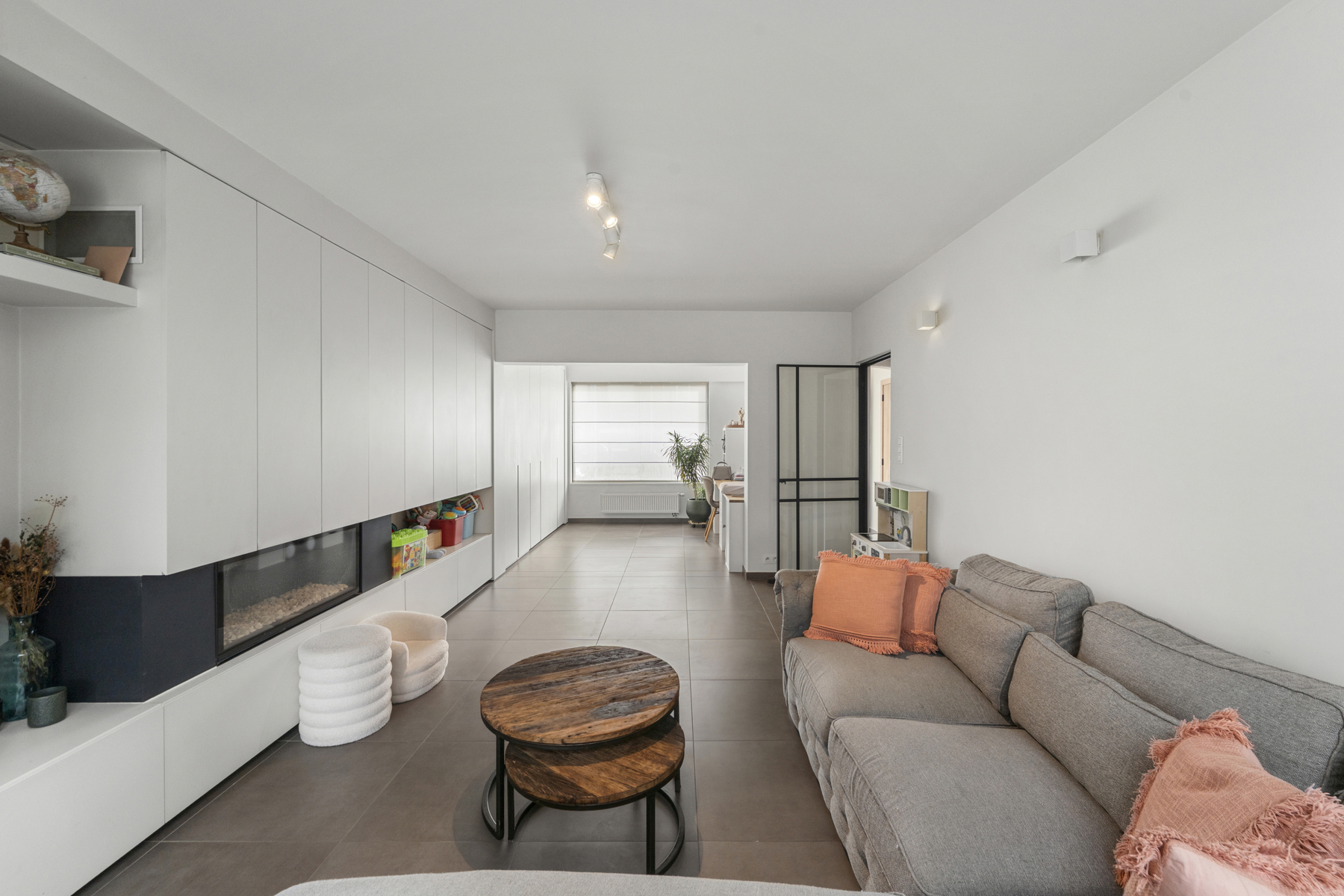 Gerenoveerde woning met 4 slaapkamers en 2 badkamers - foto 5