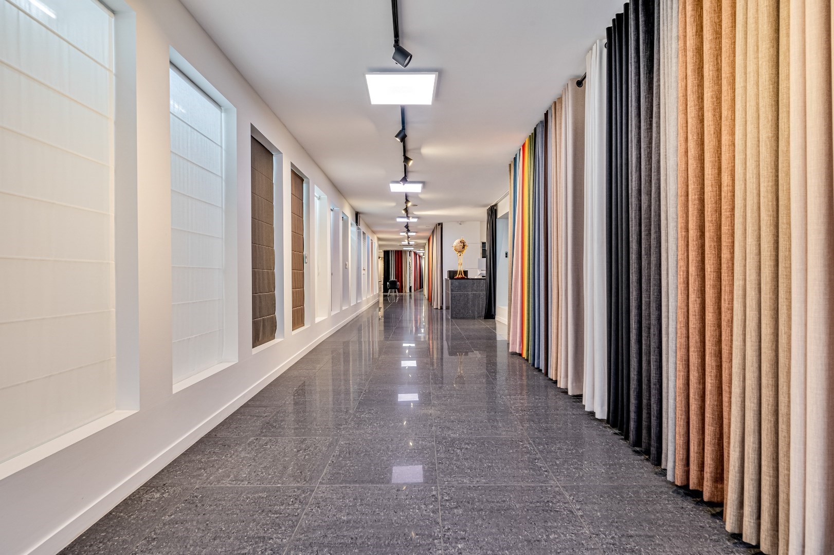 Handelspand met garage op toplocatie (Huurkoop mogelijk) - foto 4