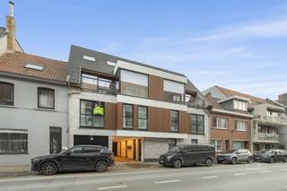 Ontdek dit instapklare en stijlvol afgewerkte appartement, gelegen in het prestigieuze Royal Park op de Westendelaan 7. Het appartement werd...