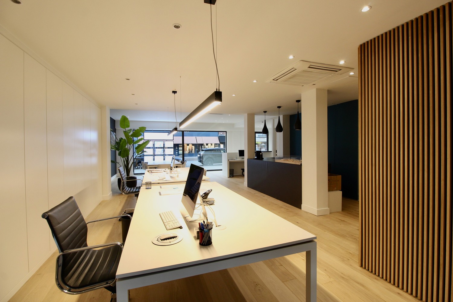 Handelsgelijkvloers van ca 127 m2 op toplocatie in Brasschaat - foto 2