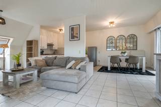 r&gt;Ben je op zoek naar een instapklaar appartement met 1 ruime slaapkamer en een garage in Sint-Niklaas? Gevonden!Indeling:- GLV:...