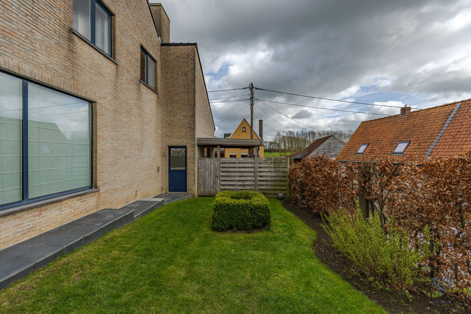 Ruim en lichtrijk wonen. - foto 2