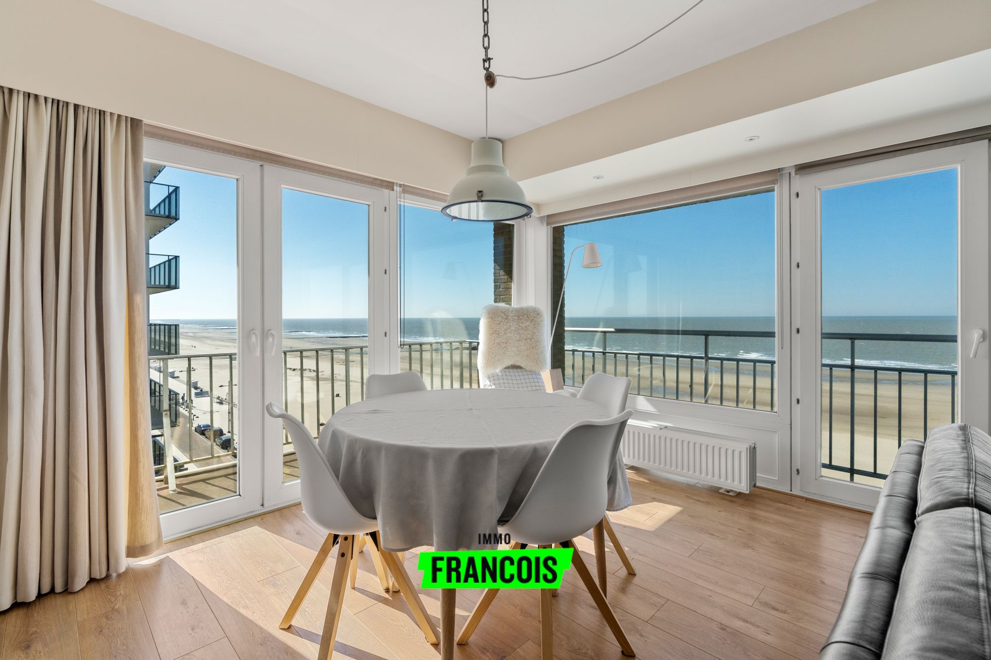 Prachtig hoekappartement 2 slaapkamers frontaal zeezicht en zonneterras Zeedijk Middelkerke - foto 2