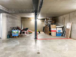 Ondergrondse autostaanplaats in Herent centrum! De staanplaats is erg makkelijk te bereiken via de Onze-Lieve-Vrouwstraat.  De inrit is via een...