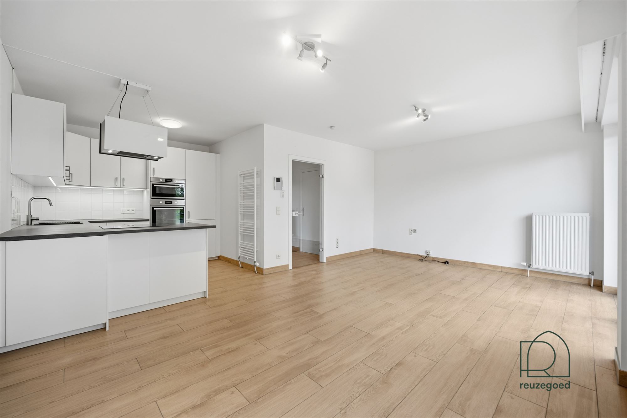 Opgefrist 2-slaapkamerappartement met garage in Kessel-Lo, vlakbij Leuven - foto 5