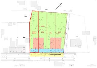 <br />Genk, Annunciadenstraat 13-17 (Lot 1): ruime en uitstekend gelegen bouwgrond van 8a 10ca voor halfopen bebouwing.<br /><br />Aan de Annunciadenstraat 13-17 in Genk bieden wij 4 mooie bouwgronden aan voor het oprichten van een ééngezinswoning in halfopen bebouwing. De percelen zijn zuidoost gericht en gelegen in de gegeerde wijk Bret-Gelieren, in een aangename straat met eenrichtingsverkeer.<br /><br />De ligging is bijzonder praktisch: de lagere school, de kerk en het parochiaal centrum De Flééketaer bevinden zich op een boogscheut. Ook de scholencampus, winkels en openbaar vervoer zijn vlot te voet bereikbaar. Met de fiets staat u bovendien op enkele minuten in het centrum van Genk.<br /><br />Belangrijkste bouwvoorschriften:
<ul>
<li>Voorgevelbreedte: 8 m </li>
<li>Bouwdiepte gelijkvloers: 17 m</li>
<li>Bouwdiepte verdieping: 12 m</li>
<li>Bouwhoogte: 2 bouwlagen onder de kroonlijst</li>
<li>Dakvorm: vrij te kiezen, af te stemmen op de eerst vergunde woning</li>
<li>Vrijstaande bijgebouwen toegestaan tot max. 40 m²</li>
<li>In de bouwvrije zijtuinstrook mag één luifel voorzien worden</li>
<li>Nevenbestemmingen, zoals vrije beroepen of diensten, zijn toegelaten voor zover ze voldoen aan de geldende verkavelingsvoorschriften.</li>
</ul>
De volledige verkavelingsvoorschriften en plannen zijn beschikbaar onder “downloads”.<br /><br /><br />Een uitstekende kans om te bouwen op een aantrekkelijke en goed bereikbare locatie in Genk!<br /><br />Meer informatie over deze mooie bouwgronden? Contacteer ons voor bijkomende details op 089/308.700 of via info@jurimex.be.