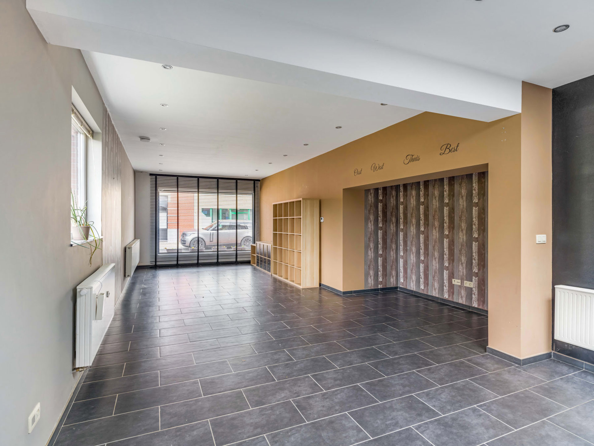 Instapklare woning met 4 slaapkamers in Dessel centrum - foto 3