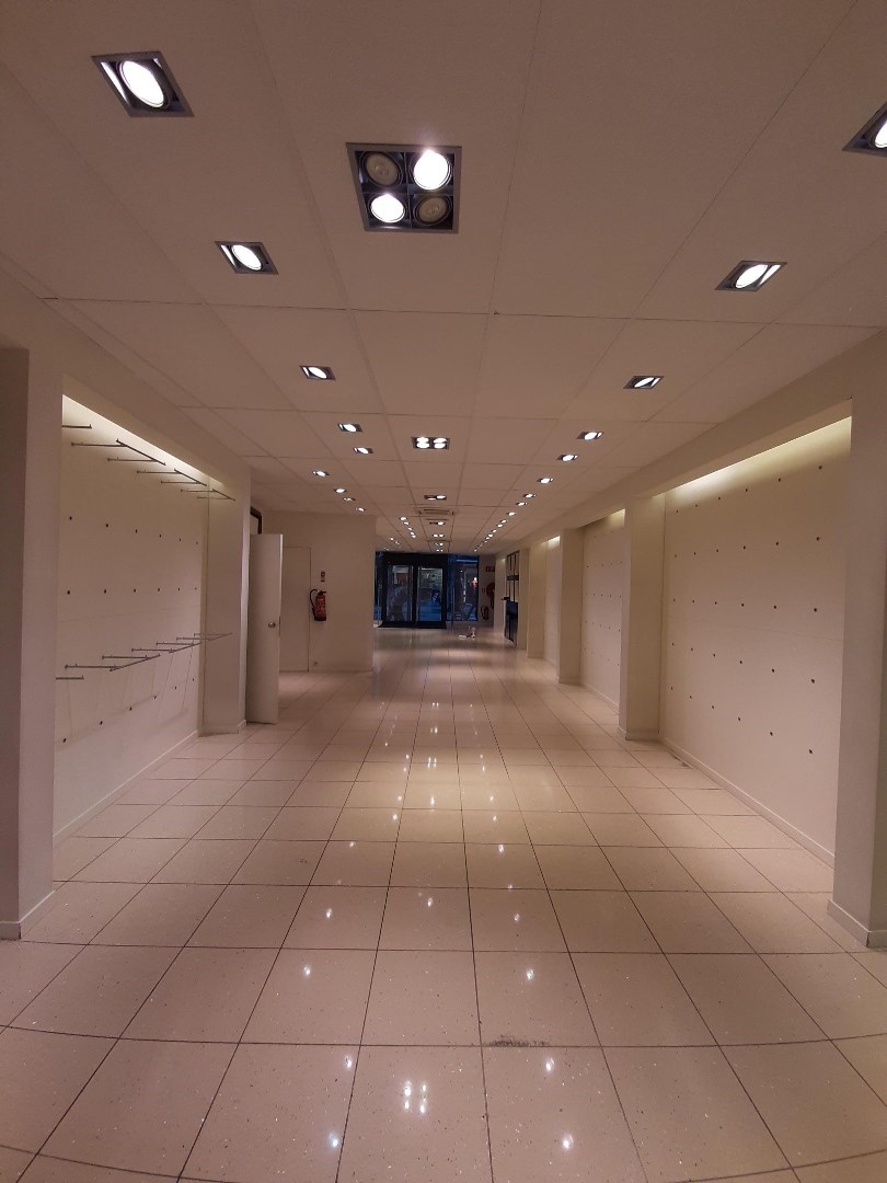 Handelsruimte te huur (120 m²) in de winkelstraat van Geel! - foto 4