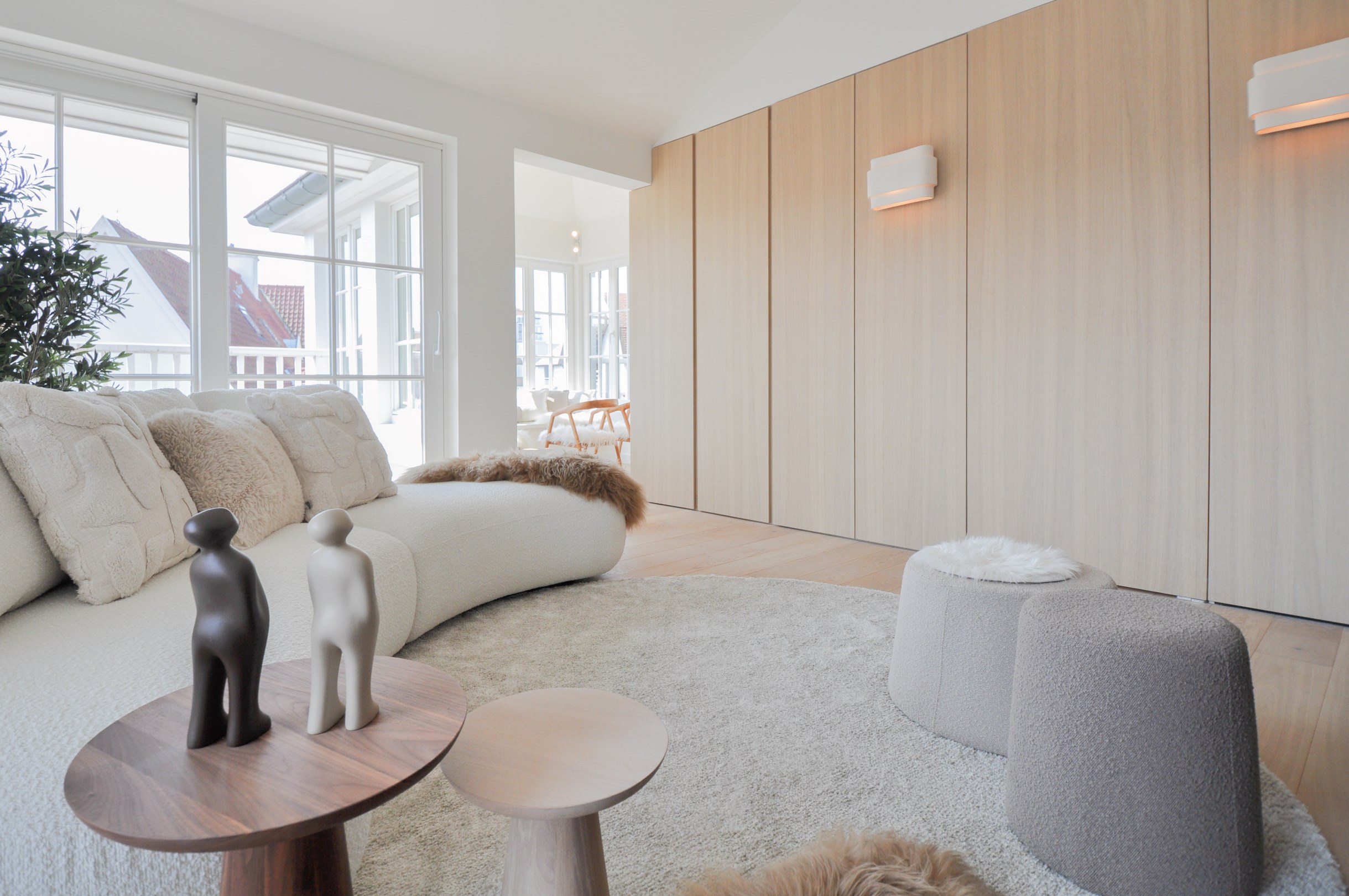 Volledig gerenoveerd appartement met ruime zonneterrassen. - foto 4