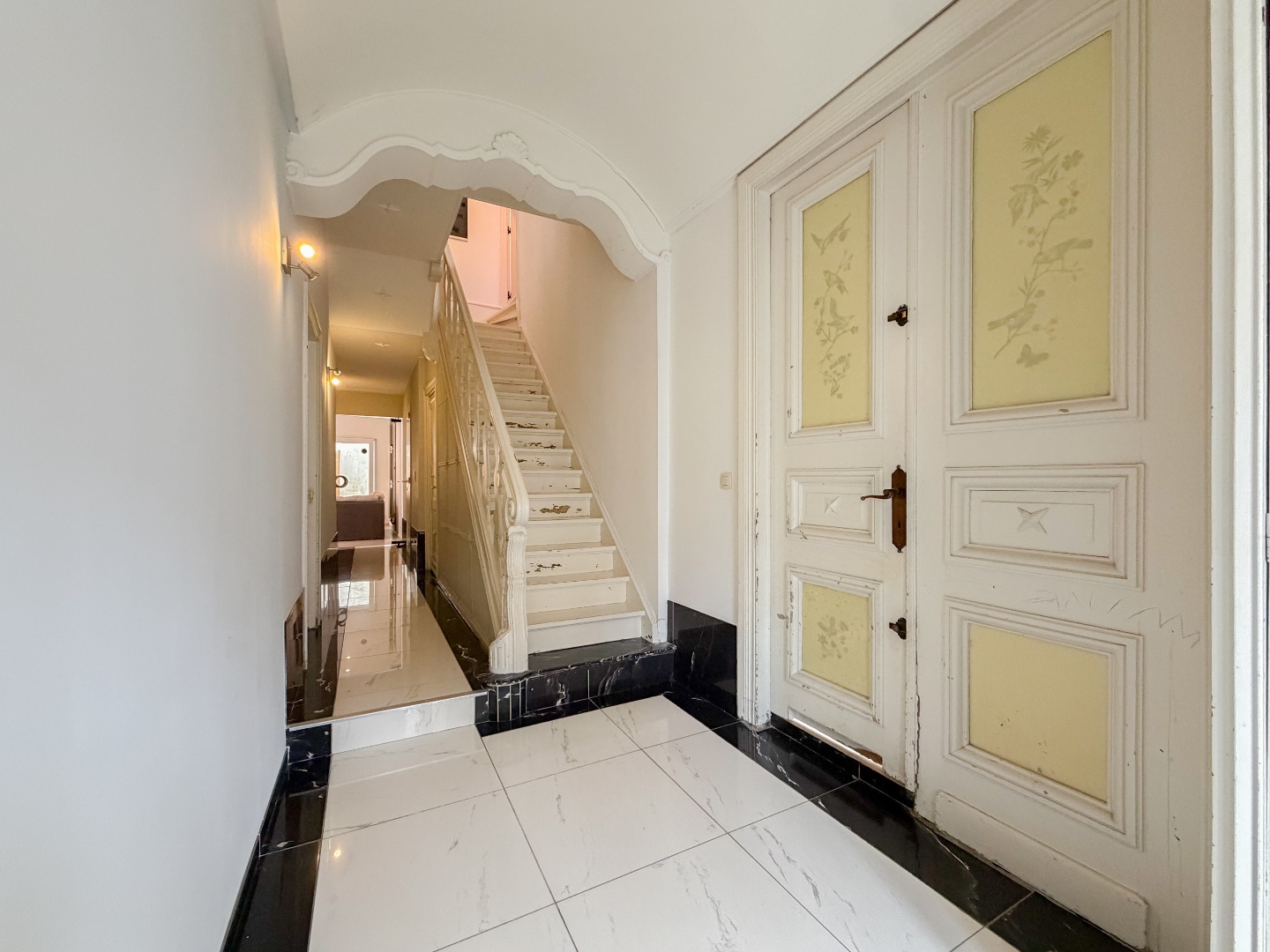 Te koop, Ruime gezinswoning met 5 slaapkamers in het centrum van Dikkelvenne (Gavere)! - photo 4