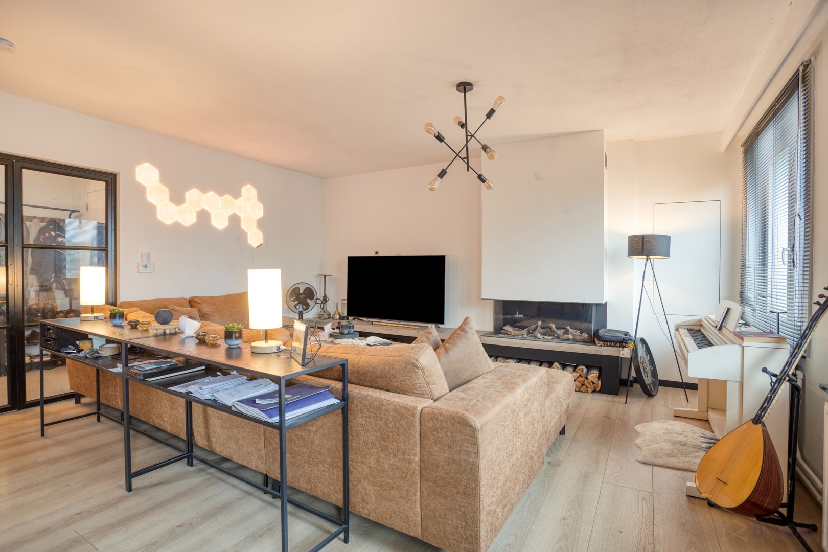 Gerenoveerd appartement te koop in Hulst (Tessenderlo) - foto 2
