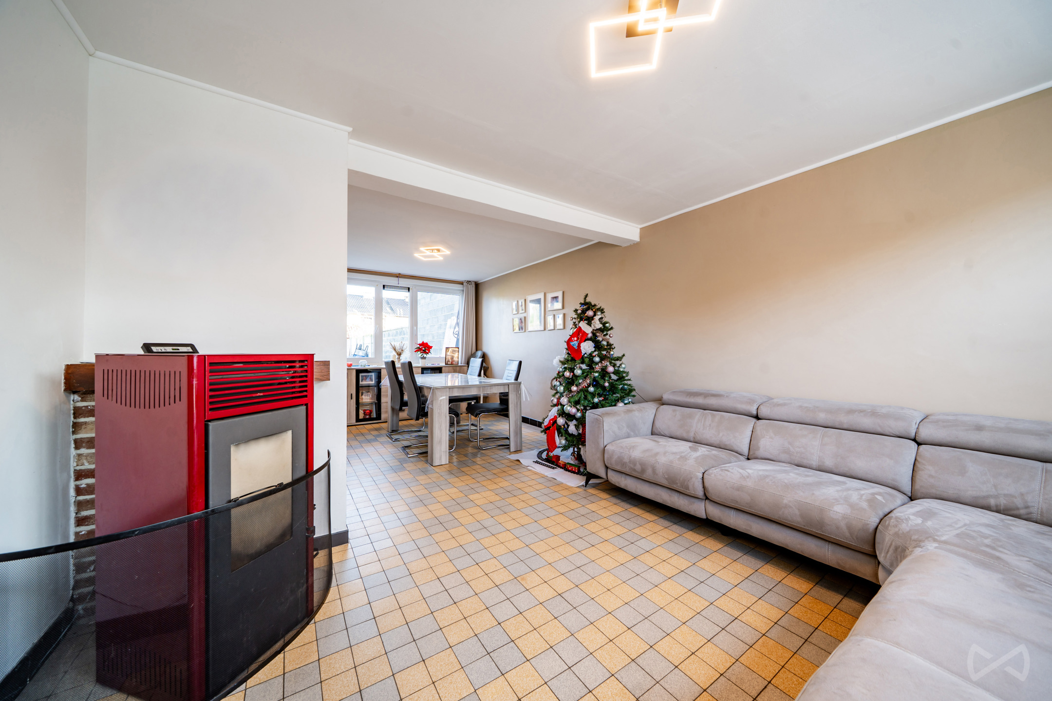 Huis te koop in Chapelle-Lez-Herlaimont met 2 slaapkamers - foto 3