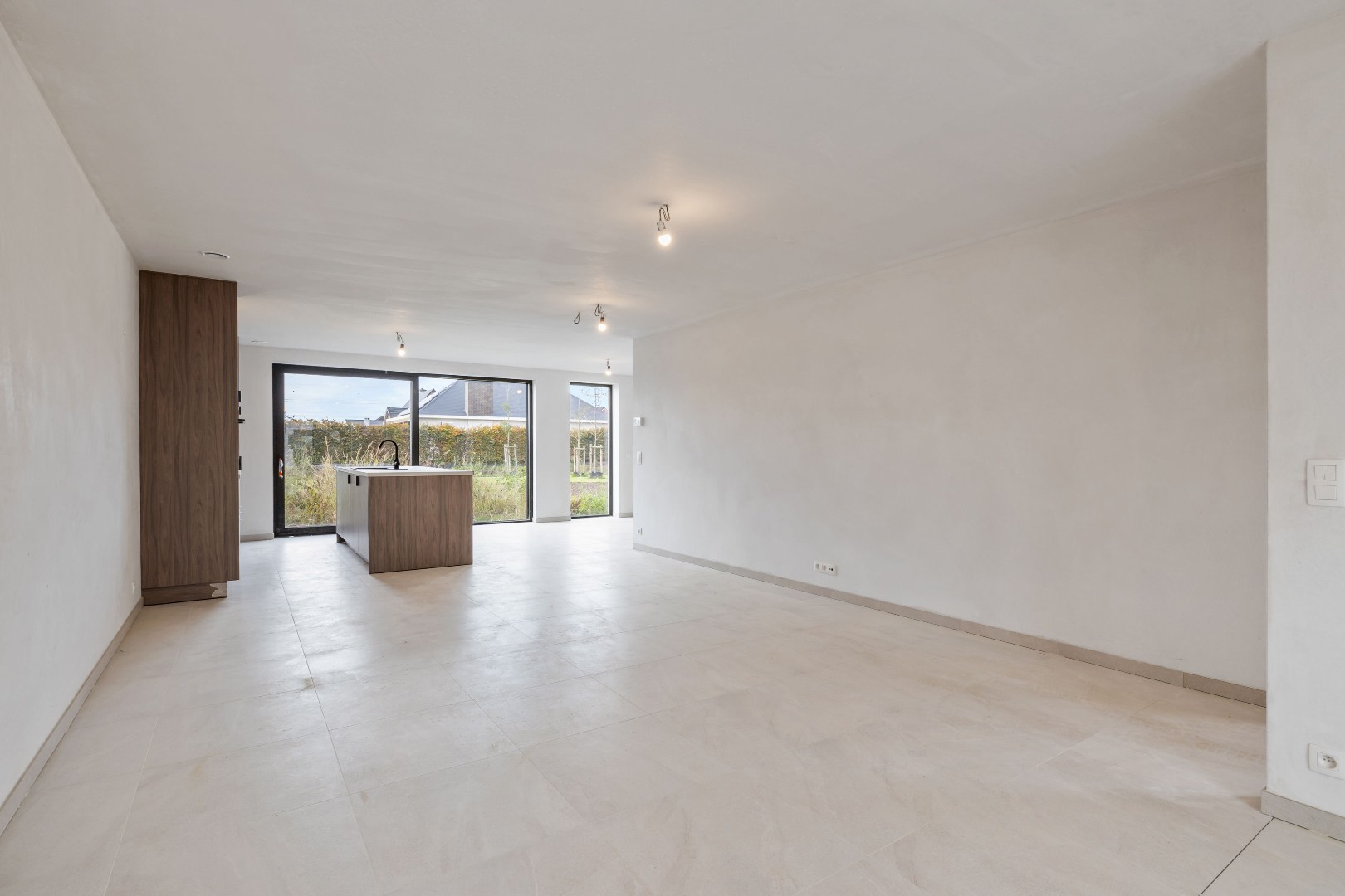 Nieuwbouwwoning (BEN) met 4 slaapkamers, bureau en ruime garage – rustig gelegen in doodlopende wijk in Haasdonk - foto 4