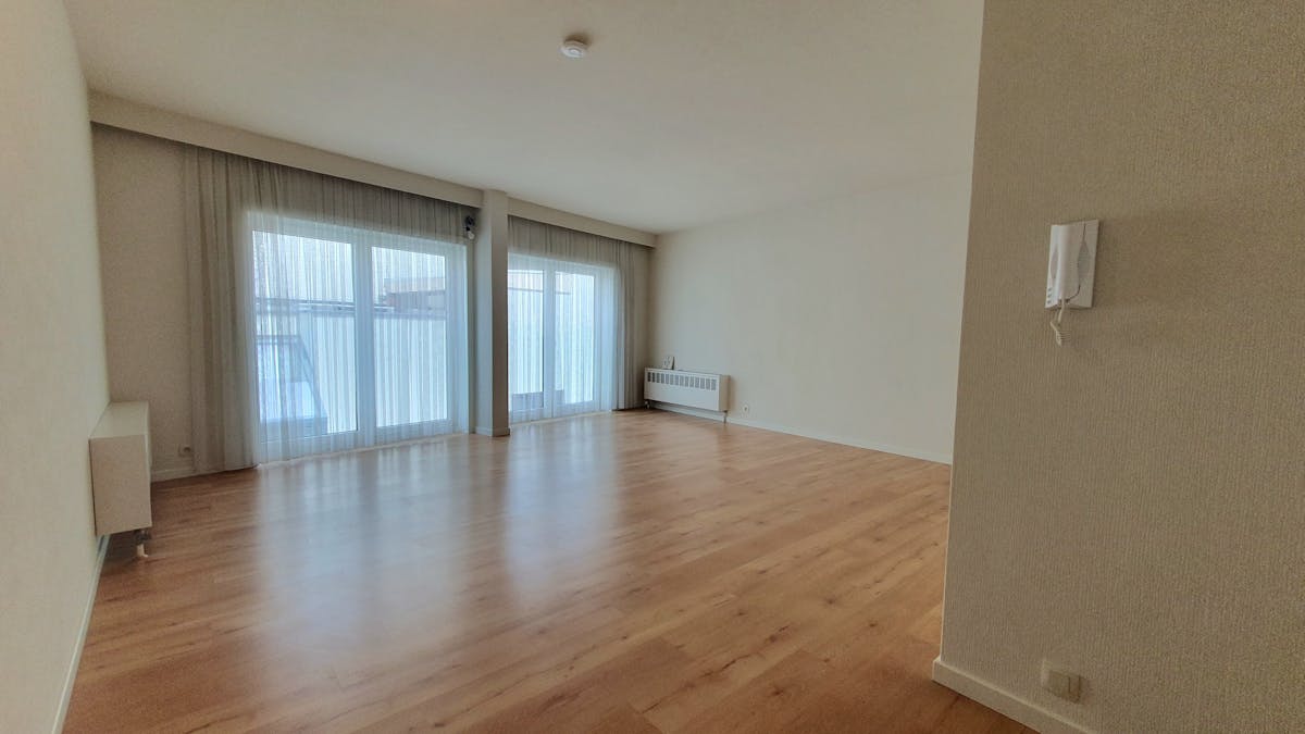 FOR RENT: 3 bedroom apartment in Hasselt center - photo 4