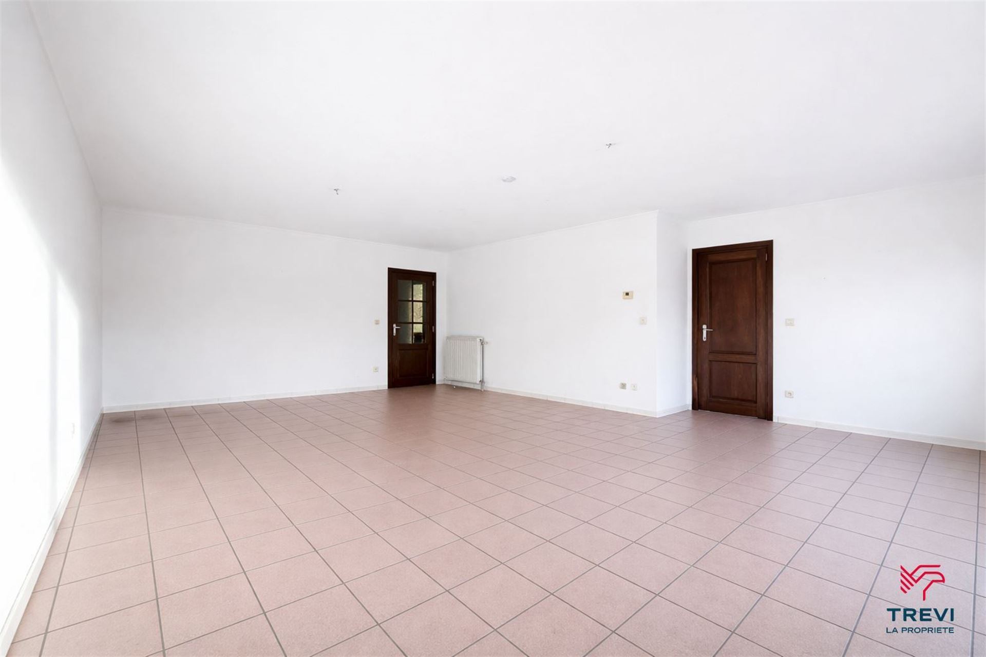 Appartement te koop in Chapelle-Lez-Herlaimont met 2 slaapkamers - foto 3