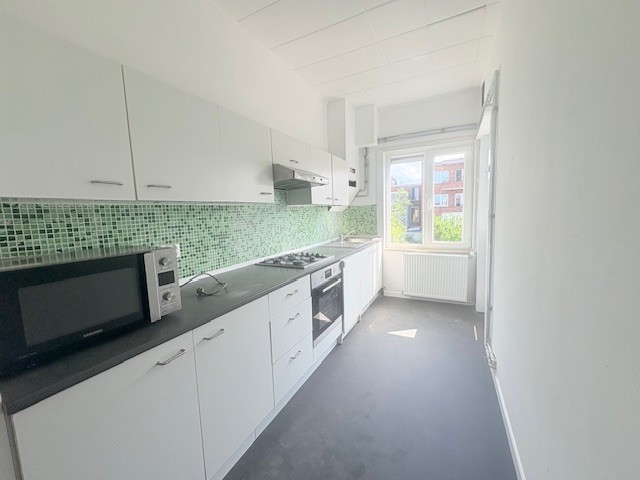 Instapklaar appartement op de 2de verdieping met terras - photo 2