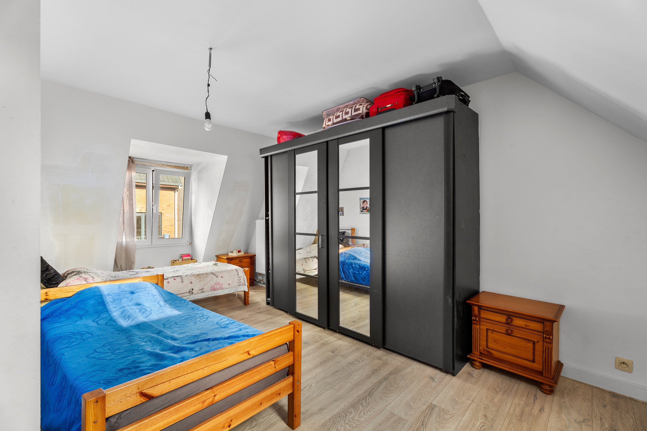 Instapklare, volledig gerenoveerde woning in centrum Lokeren - foto 5