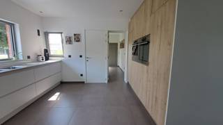 Deze volledig gerenoveerde, vrijstaande woning is ideaal voor zij die op zoek zijn naar een comfortabele, instapklare en energiezuinige...