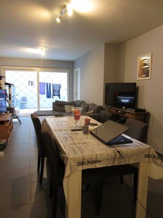 Ground-floor flat to let right in the town centre. The flat has 1 bedroom. Spacious living room with an open-plan fitted kitchen. The bathroom has a shower and a washbasin unit. The toilet is in the bathroom. Spacious storage room off the kitchen with a washing machine connection. Large courtyard of 16 m². The flat is situated at the rear of the building. Spacious basement on the ground floor, as well as a bicycle storage area. The flat becomes available on 01/07/2026. Service charges amount to €50 per month. Please feel free to arrange a viewing. Are you interested in renting this property in Ostend? Visit the website www.dermul.be and click on the property you’d like to rent. Click the “I’m interested” button to fill out a brief profile. We’ll then contact you to schedule a viewing. Appointments cannot be made by phone.