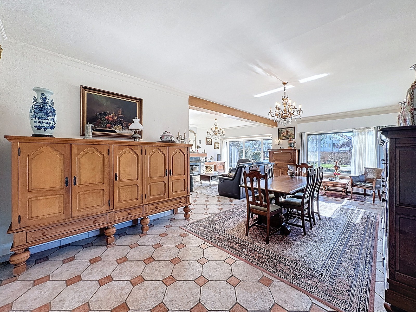 Interessant gelegen villa te Uitkerke met 3 slpks én 2 garages! - foto 4