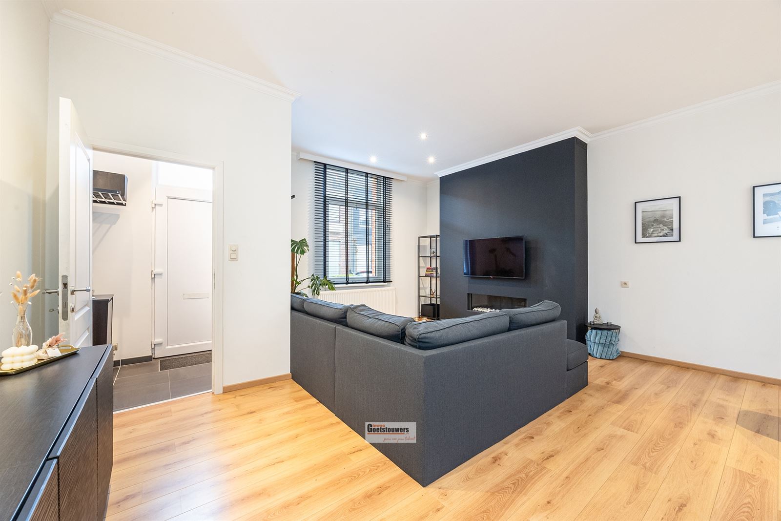 gerenoveerde woning met zij-ingang, 3 slaapkamers en grote tuin - foto 5