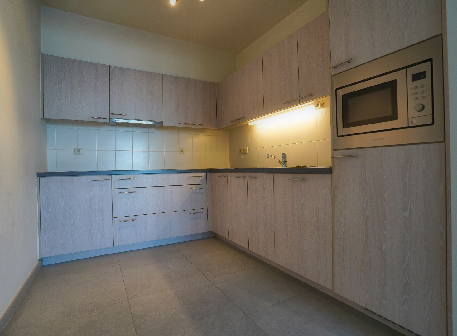 Zeezicht 1e verd., 2 slpk, terras - foto 3