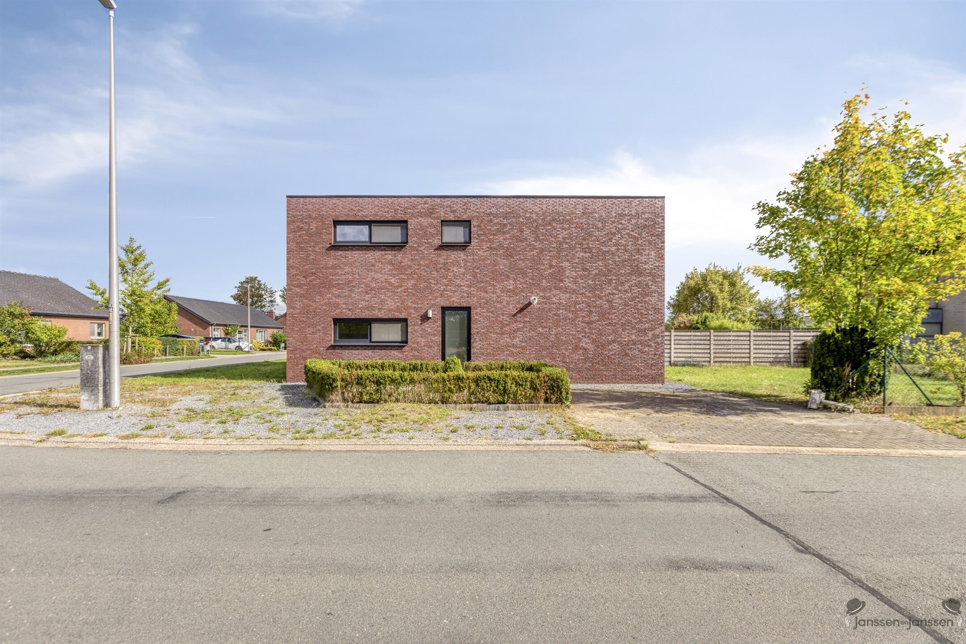 nieuwbouw met 4/5slaapkamers zonder BTW - foto 2