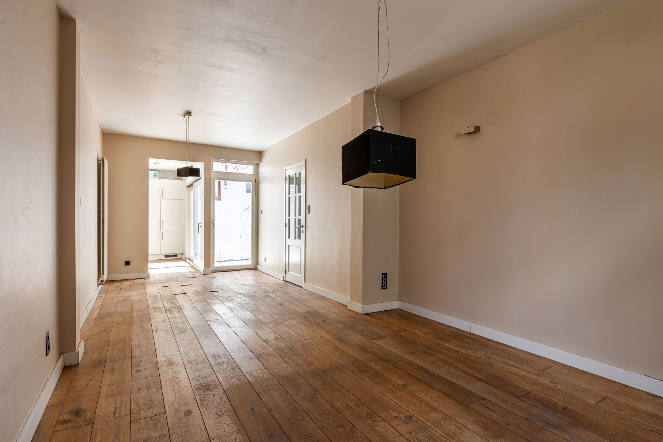 Authentieke stadswoning met 4 slaapkamers en ruime koer nabij Gent - foto 4