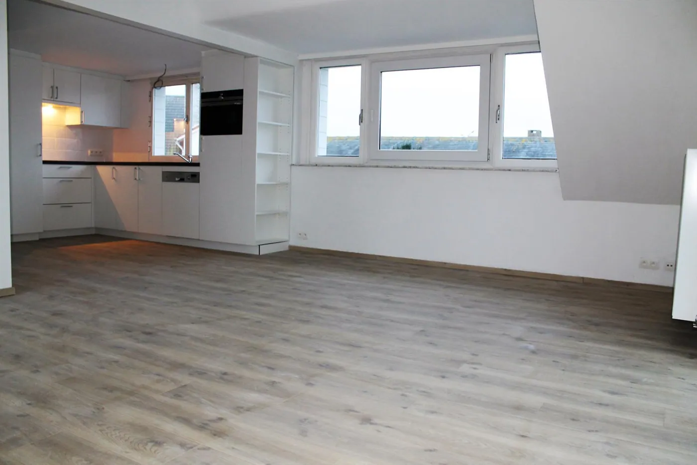 Apartment for rent in Wenduine with 2 bedrooms - photo 3
