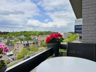 Ervaar de charme van wonen op de zesde verdieping van Residentie “Wilghendael” met dit ruime appartement van 92 m², gebouwd in 1973. Dit...