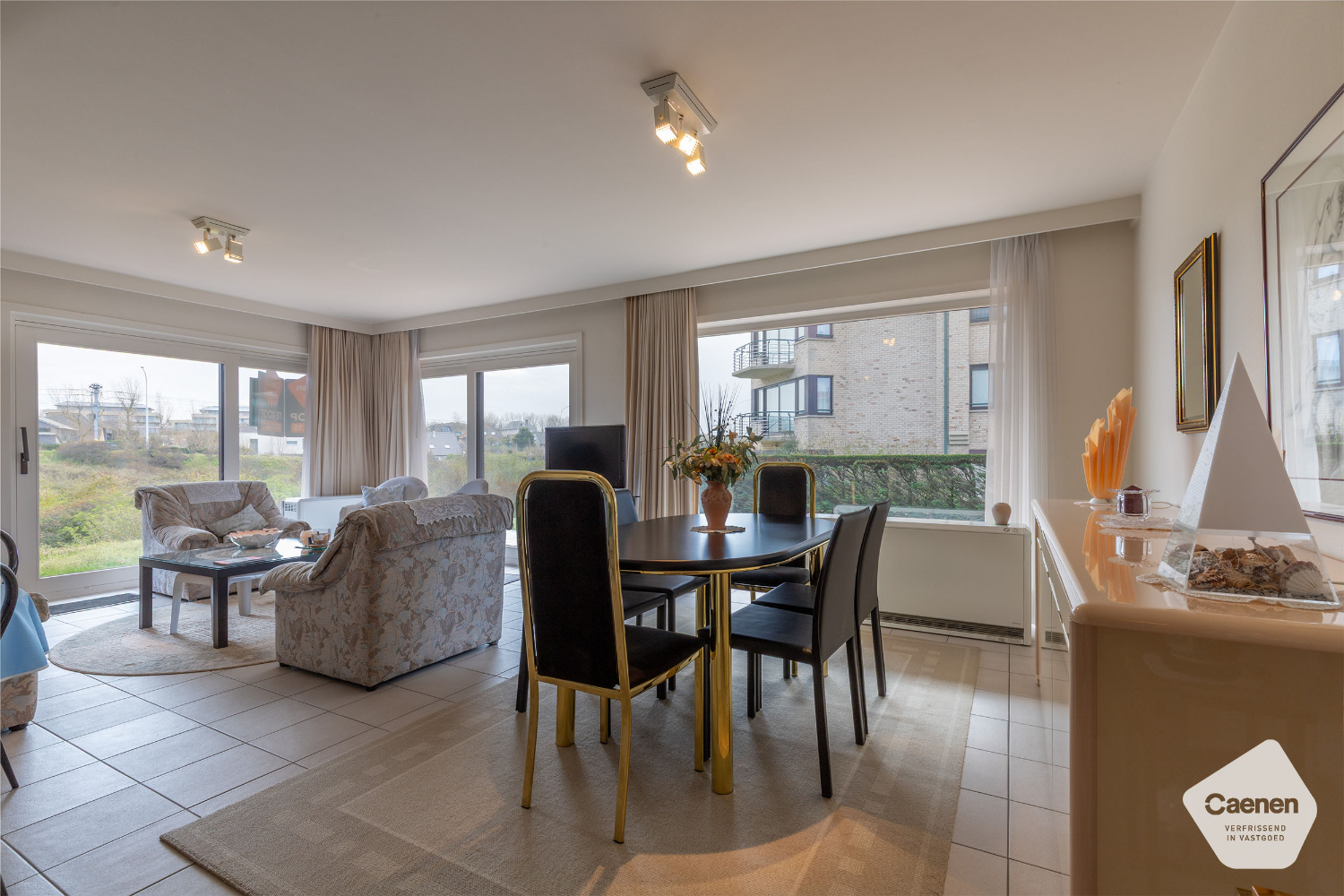 Ruim, zuid-west gericht appartement met zicht op de duinen - foto 4