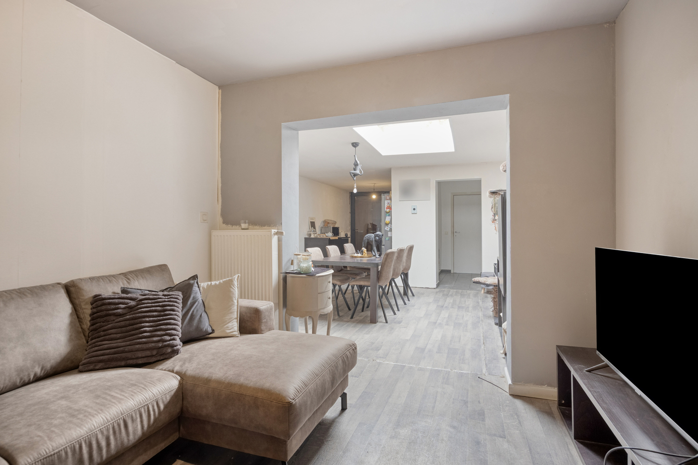 Ruime woning met tuin en garage - foto 4