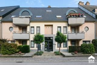 [[ DIT PAND NEEMT DEEL AAN DE ERA OPEN HUIZEN DAG OP 6/12 VAN 9:30 TOT 10:30 ]] appartement van 138 m² bevindt zich op een centrale locatie...