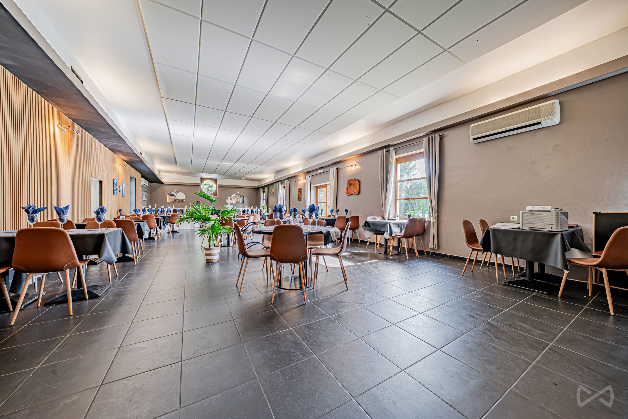 Commercial à vendre à La Bruyère - photo 2