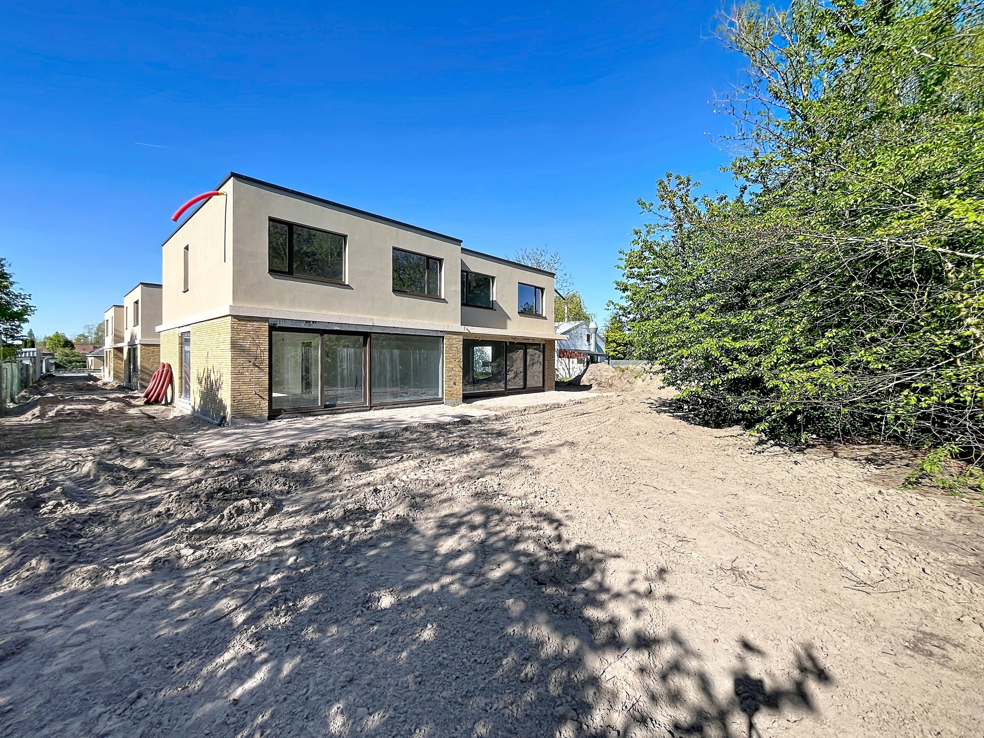 Halfopen nieuwbouwwoning met 3 slpk, nabij centrum Wetteren - foto 3