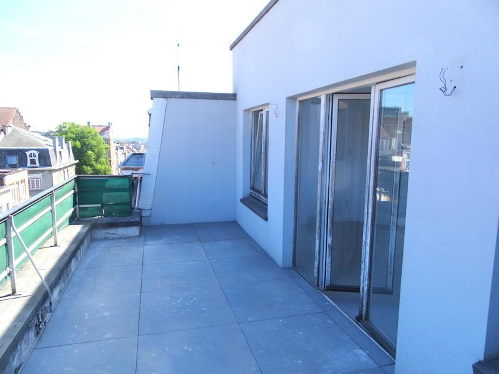 Apartment for rent in Woluwe-Saint-Lambert with 1 bedroom - photo 4