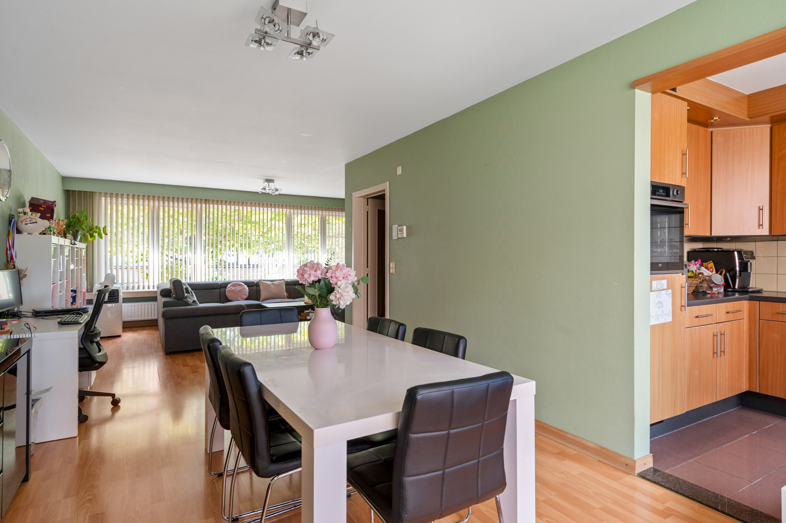 Huis te koop in Merksem met 4 slaapkamers - foto 5