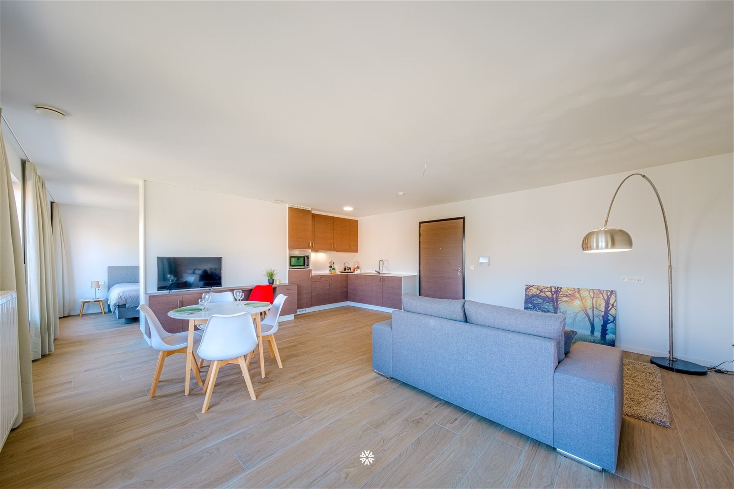 Nieuw lichtrijke assistentiewoning met riant terras te koop - foto 2